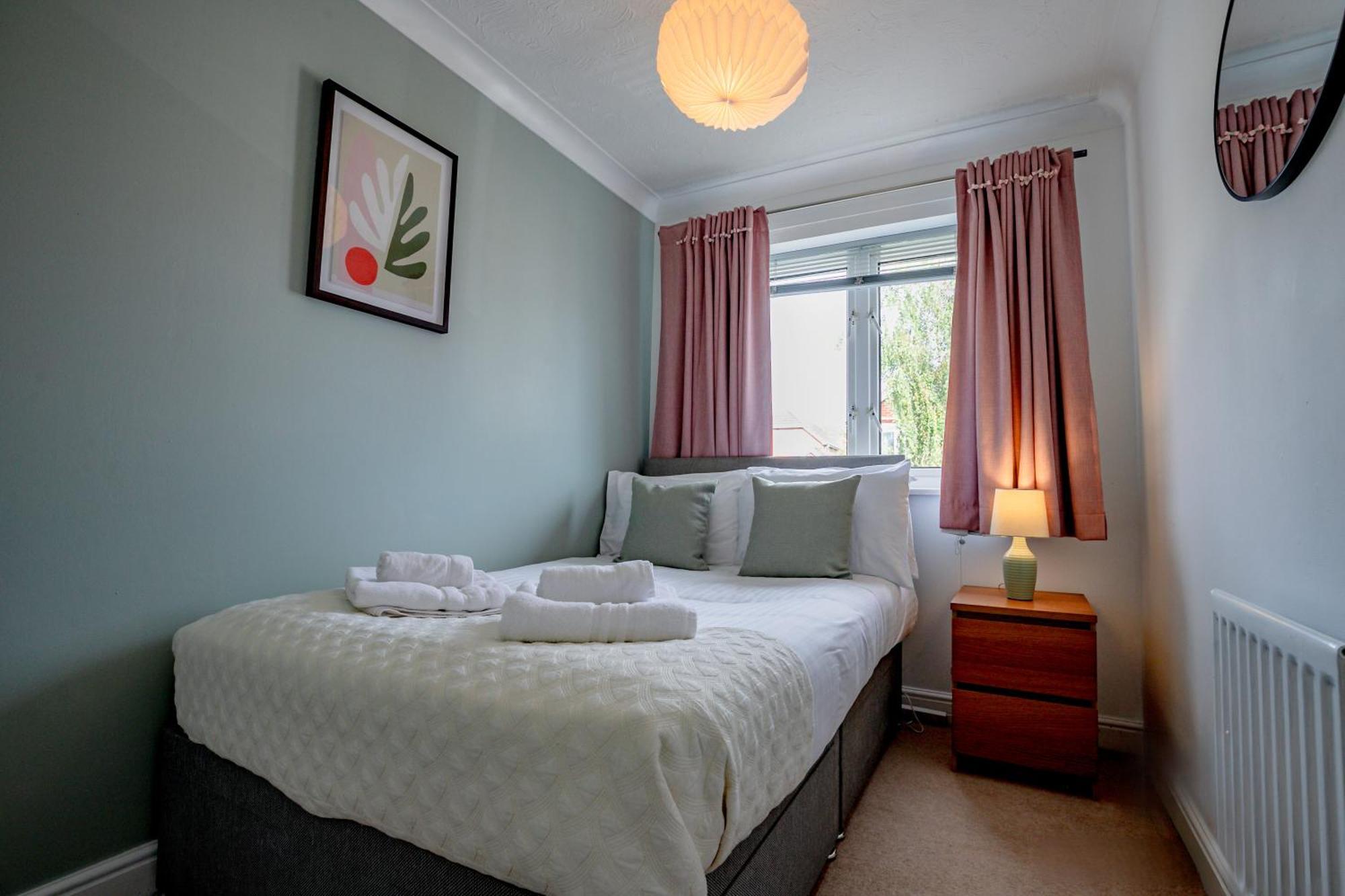 Host & Stay - Pirie Avenue Устър Екстериор снимка